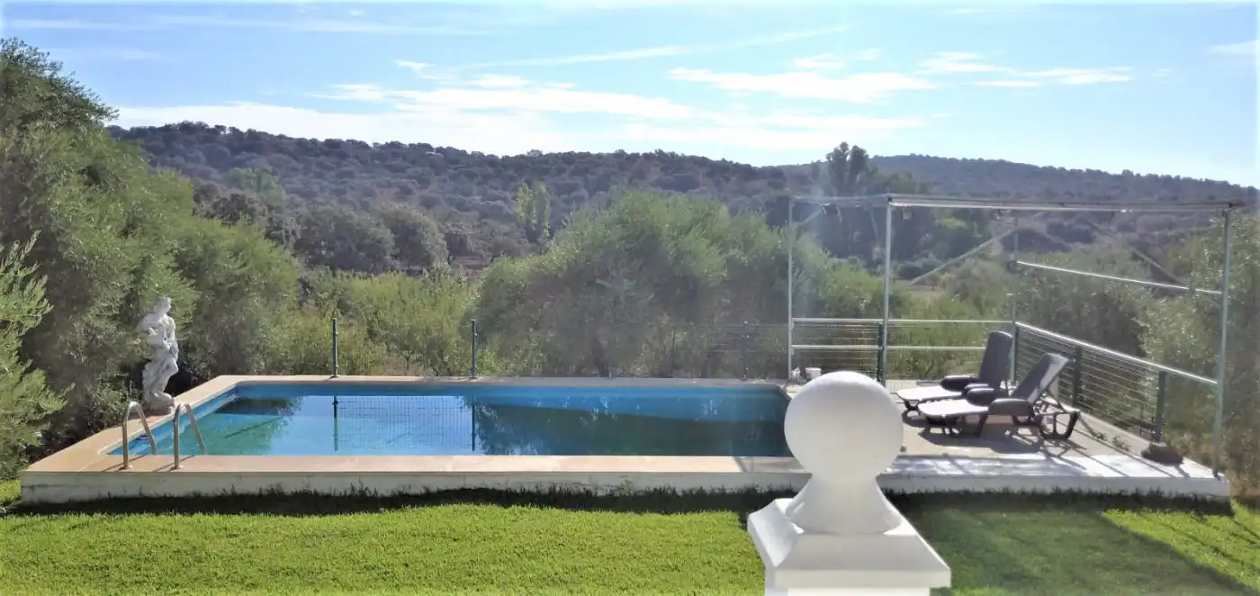 Haus mit Pool zum Verkauf in Castilblanco de los Arroyos