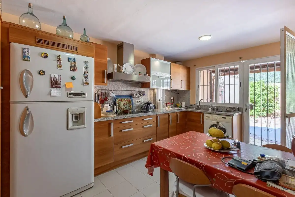 Cocina de Casa o chalet en venta en Santa Fe con Aire acondicionado, Calefacción y Jardín privado