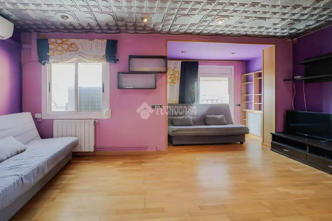 Bedroom of Flat for sale in Rubí