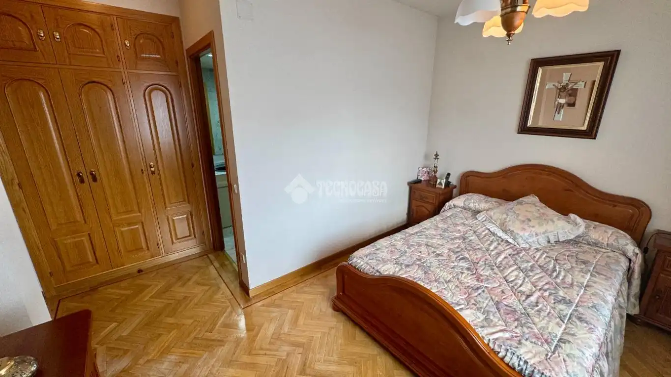 Casa pareada con piscina en venta en Iglesia - Estación, imagen 24