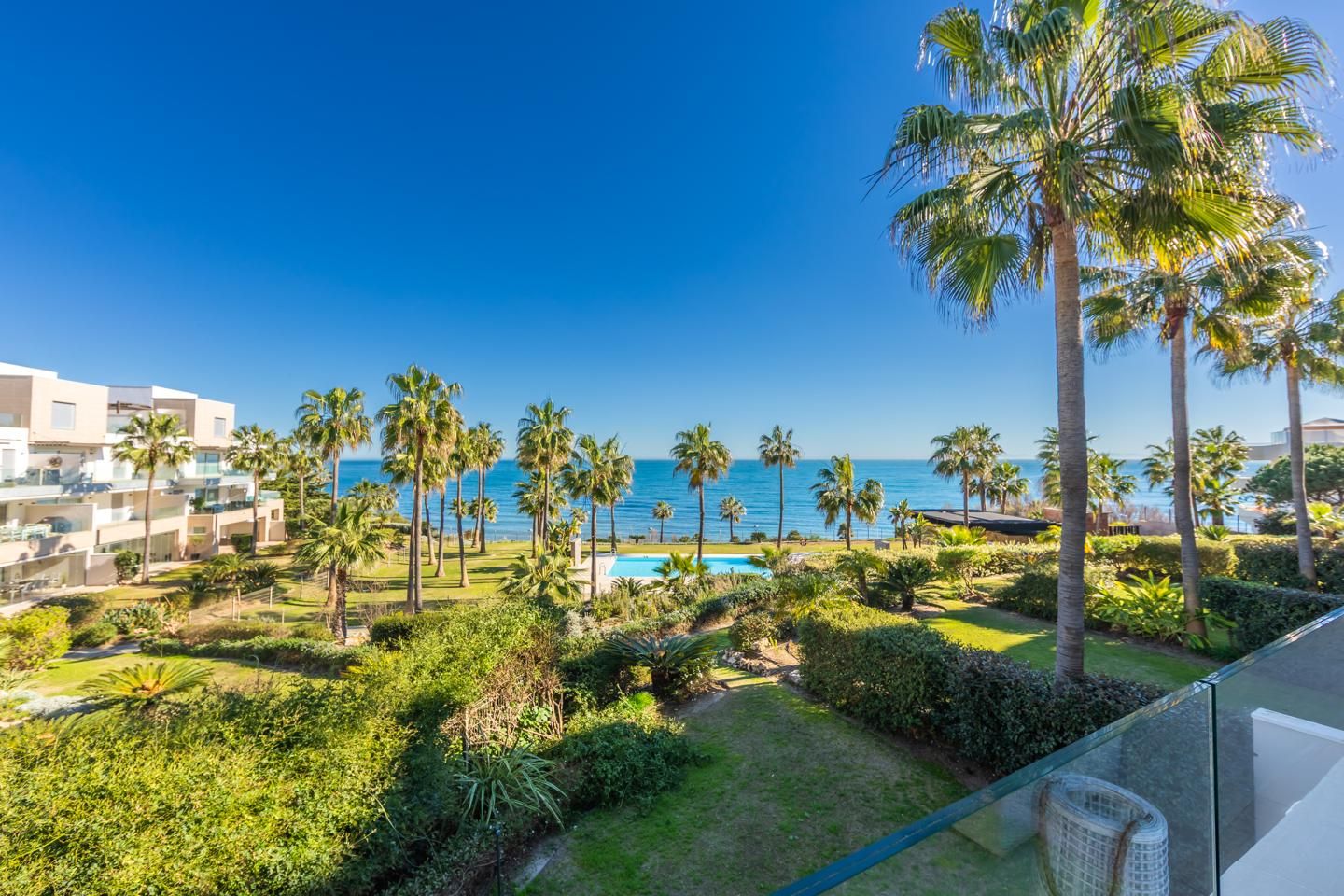Garden of Apartments for sale in Estepona  with Air Conditioner, Heating and Terrace