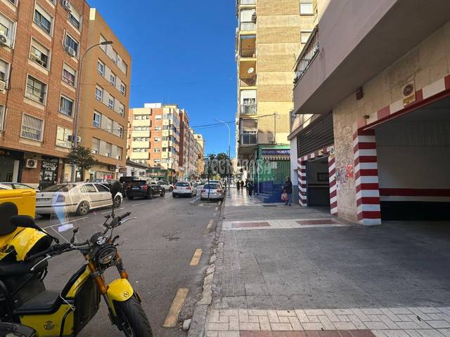 Garaje en Venta en Parque Victoria Eugenia