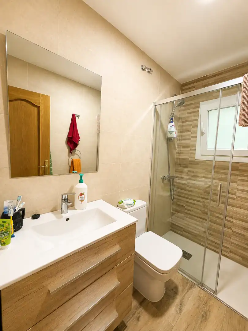 Baño de Piso en venta en Palamós con Calefacción, Terraza y Amueblado