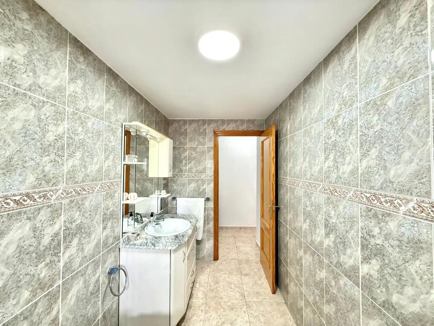Baño de Casa o chalet en venta en Manuel con Terraza y Balcón