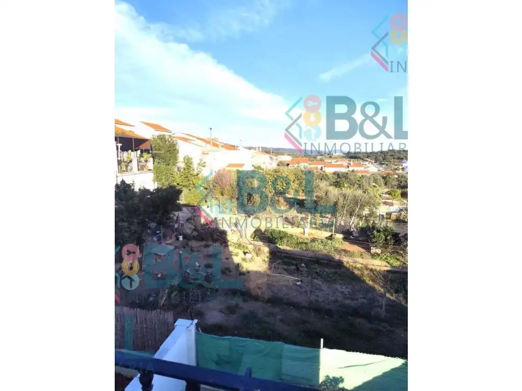 Vista exterior de Pis en venda en Rosal de la Frontera amb Terrassa