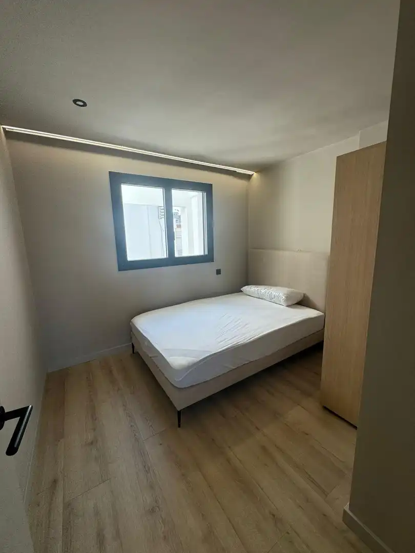 Bedroom of Buildings for sale in Santa Coloma de Gramenet
