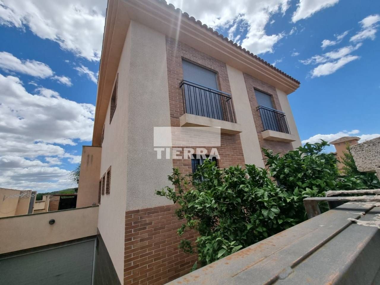 Vista exterior de Casa o xalet en venda en Molina de Segura amb Jardí privat, Terrassa i Piscina