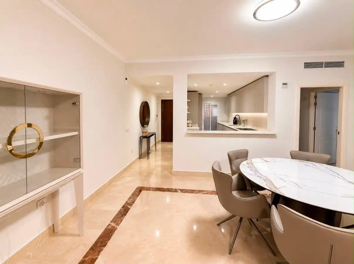 Dining room of Ground floor for rent in Marbella  with Air Conditioner, Terrace and Swimming Pool