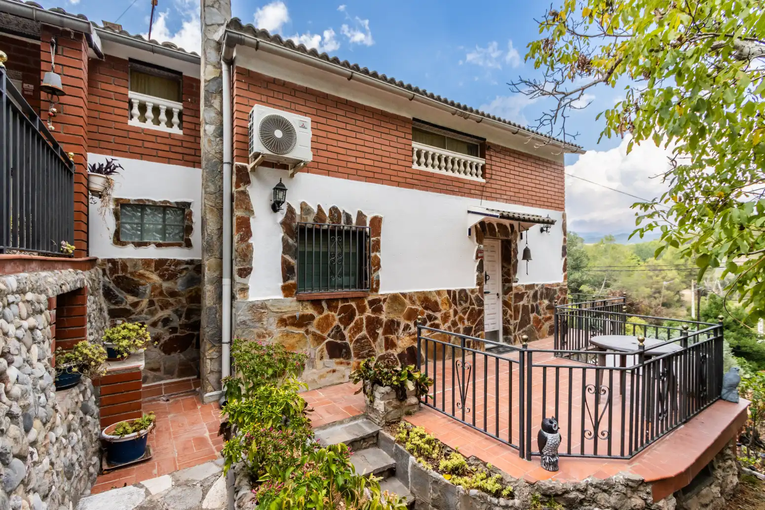 Vista exterior de Casa o chalet en venta en Vacarisses con Calefacción, Jardín privado y Terraza