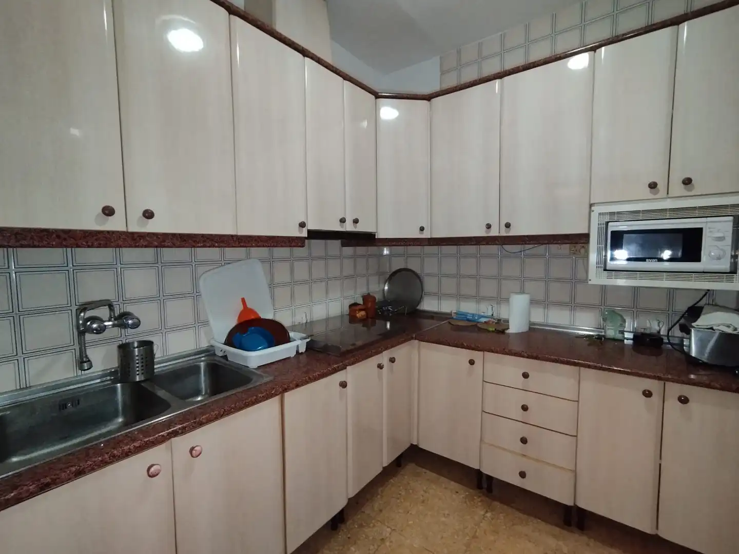 Cuina de Finca rústica en venda en Tomelloso amb Aire condicionat, Jardí privat i Piscina