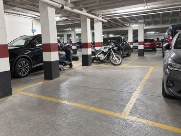 Einzelparkplatz zum Verkauf in Calle Calle León Felipe