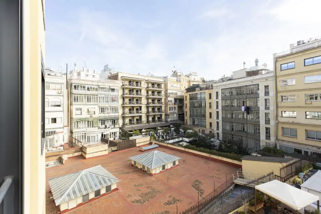 Terrassa de Apartament en venda en Barcelona amb Aire condicionat i Calefacció