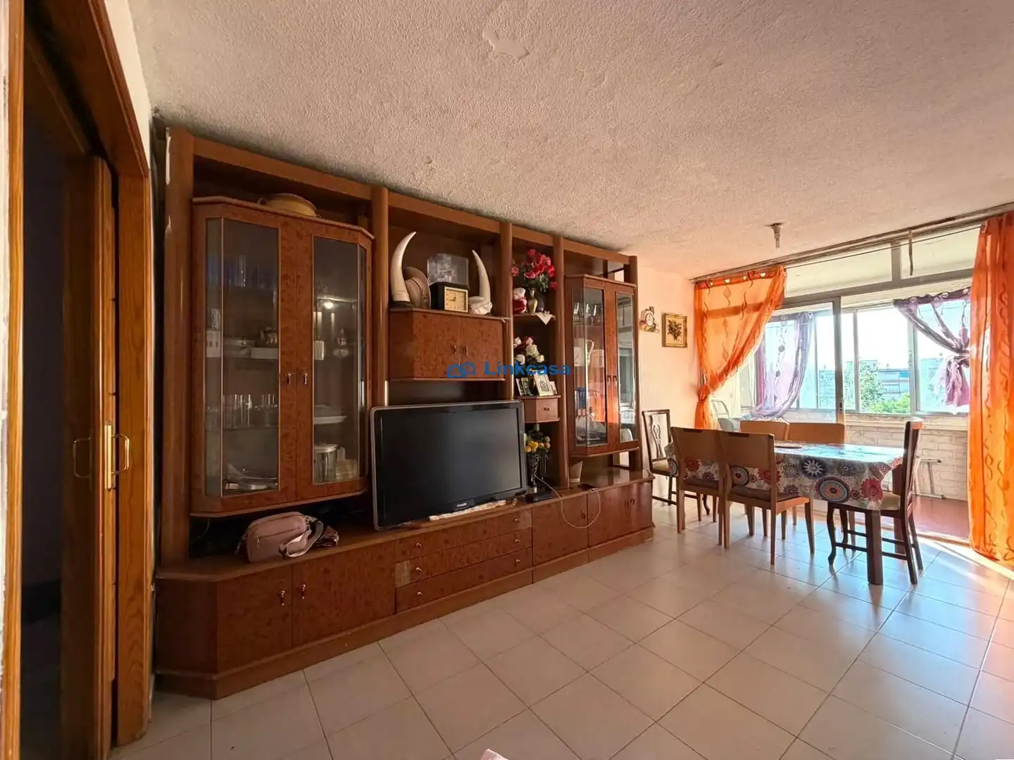 Living room of Flat for sale in Leganés  with Air Conditioner, Heating and Storage room