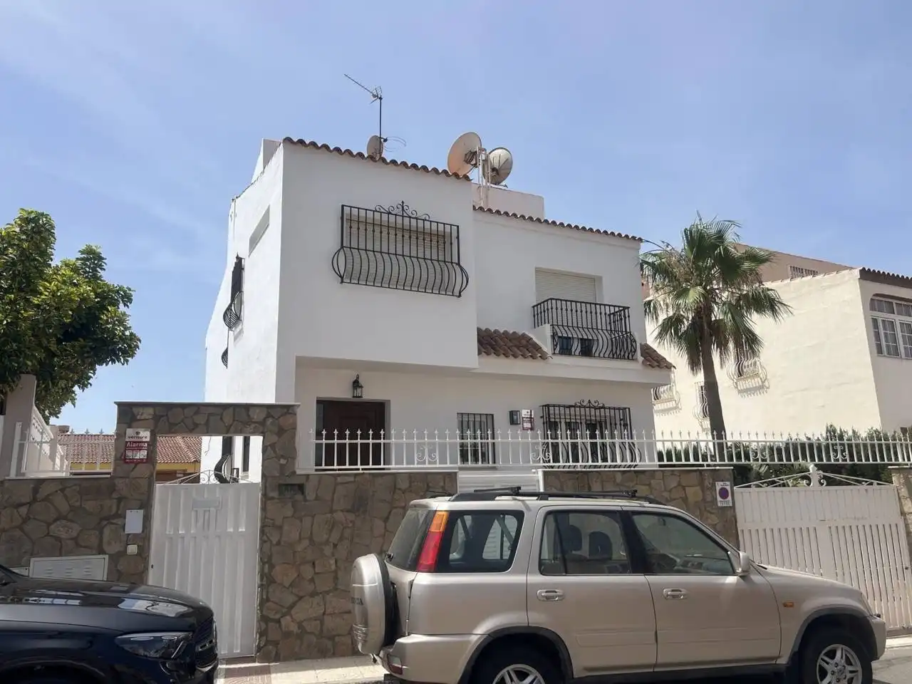 Exterior view of Houses for sale in Roquetas de Mar  with Air Conditioner, Private garden and Terrace