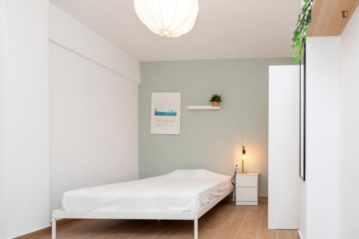 Apartment to share in Ciudad Jardín - Parque Roma