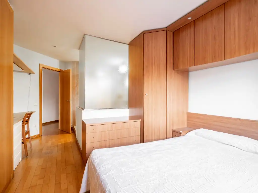 Bedroom of Attic for sale in Sant Cugat del Vallès  with Air Conditioner, Terrace and Swimming Pool