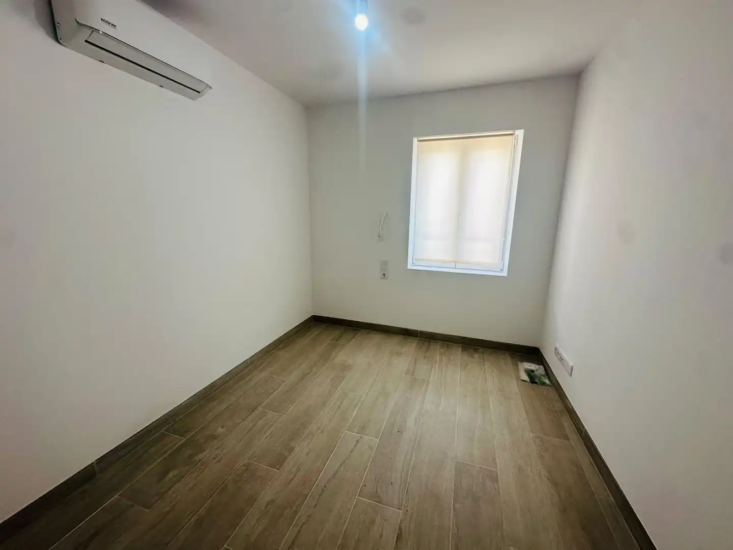Piso con terraza en venta en Carrer de la Verge de Misericòrdia, imagen 3