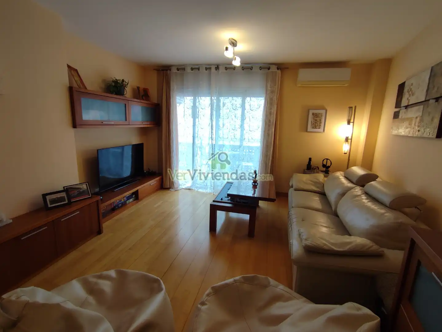 Sala de estar de Piso en venta en Barcelona con Aire acondicionado, Calefacción y Parquet