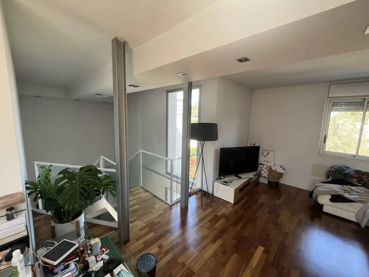 Sala d'estar de Casa o xalet en venda en Girona amb Aire condicionat, Calefacció i Jardí privat