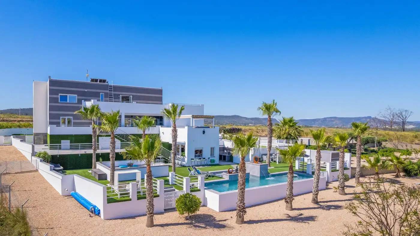 Piscina de Casa o xalet en venda en Orihuela