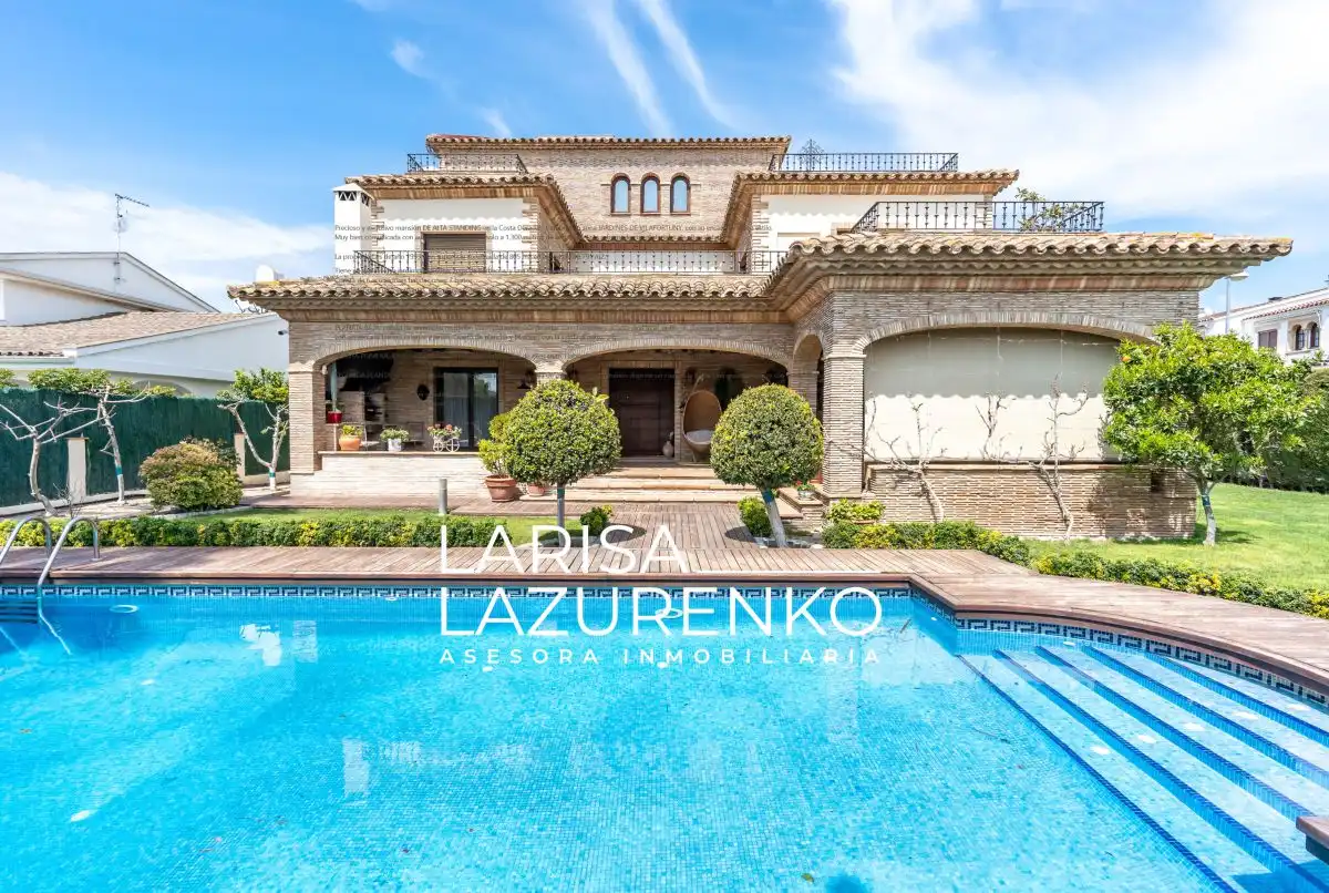 Chalet con terraza en venta en Vilafortuny - Cap de Sant Pere