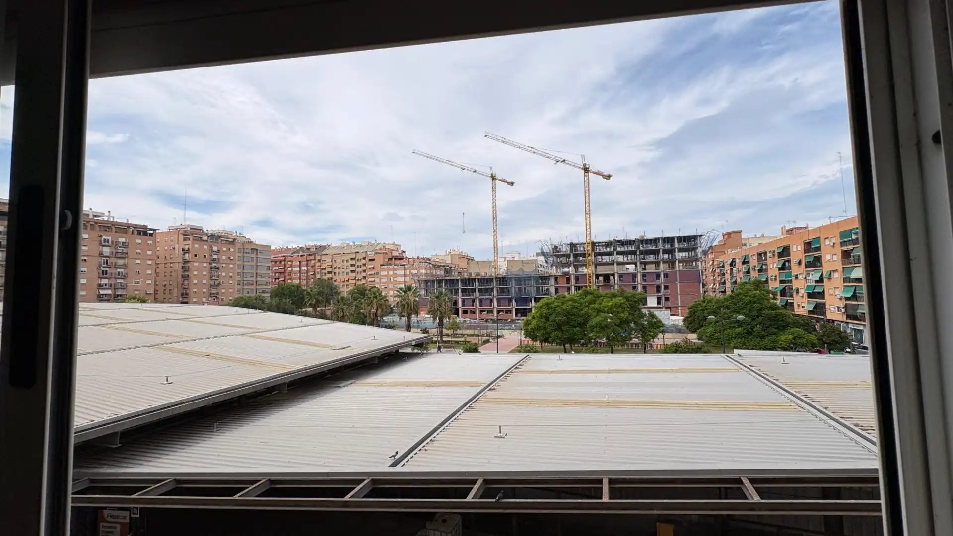 Vista exterior de Pis en venda en Valencia amb Aire condicionat i Forn