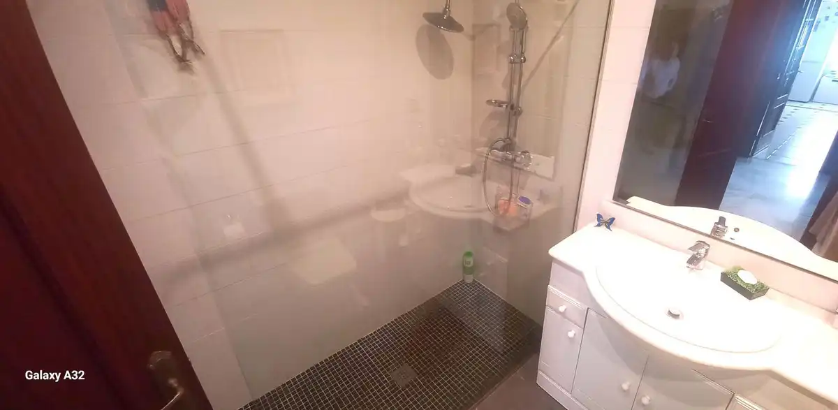 Bany de Apartament en venda en Mijas amb Aire condicionat, Calefacció i Terrassa