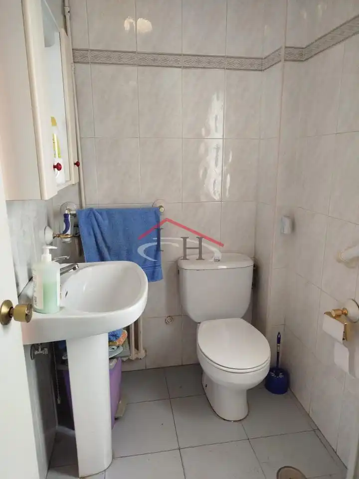 Baño de Piso en venta en León Capital  con Calefacción, Terraza y Trastero