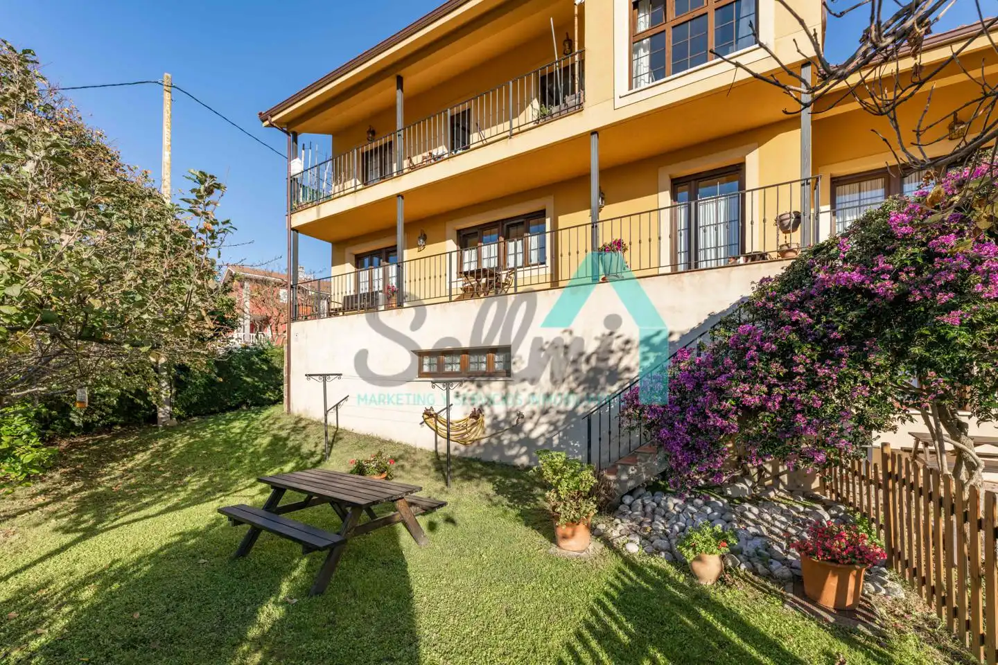 Vista exterior de Casa o chalet en venta en Cudillero con Calefacción, Jardín privado y Terraza