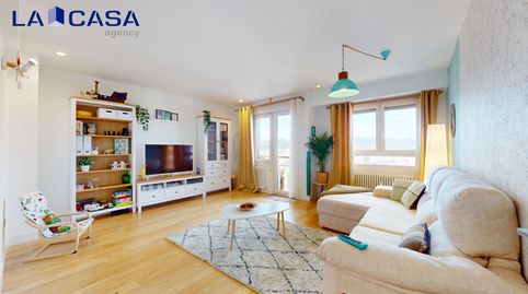 Foto 2 de Piso en venta en Zurbaran, Bilbao