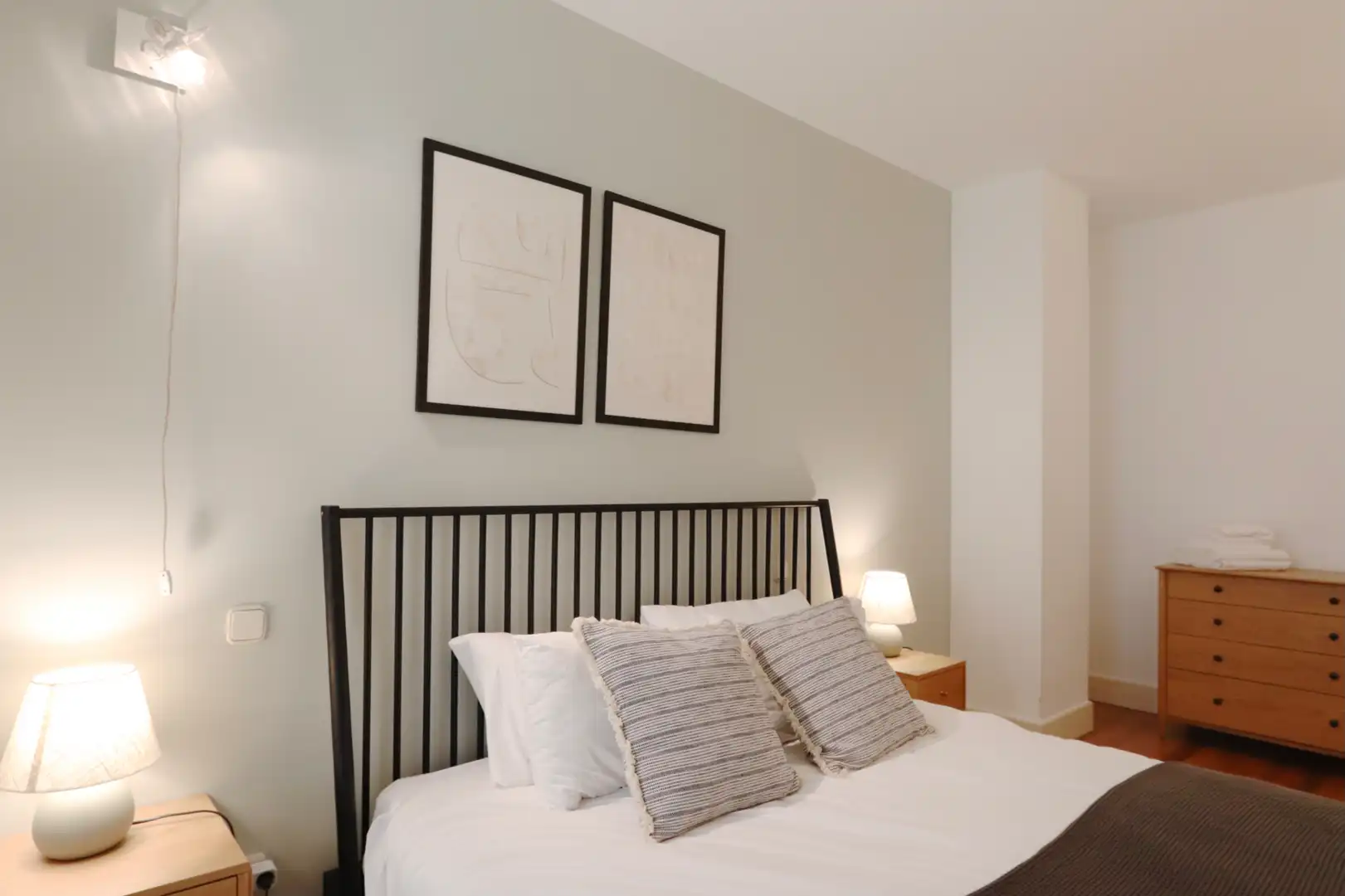 Bedroom of Flat for sale in Madrid  with Air Conditioner, Heating and Private garden