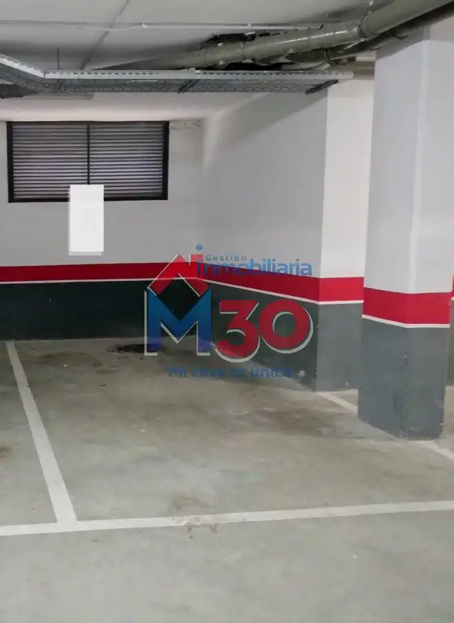 Aparcament de Pis en venda en Miranda de Ebro amb Calefacció, Terrassa i Traster