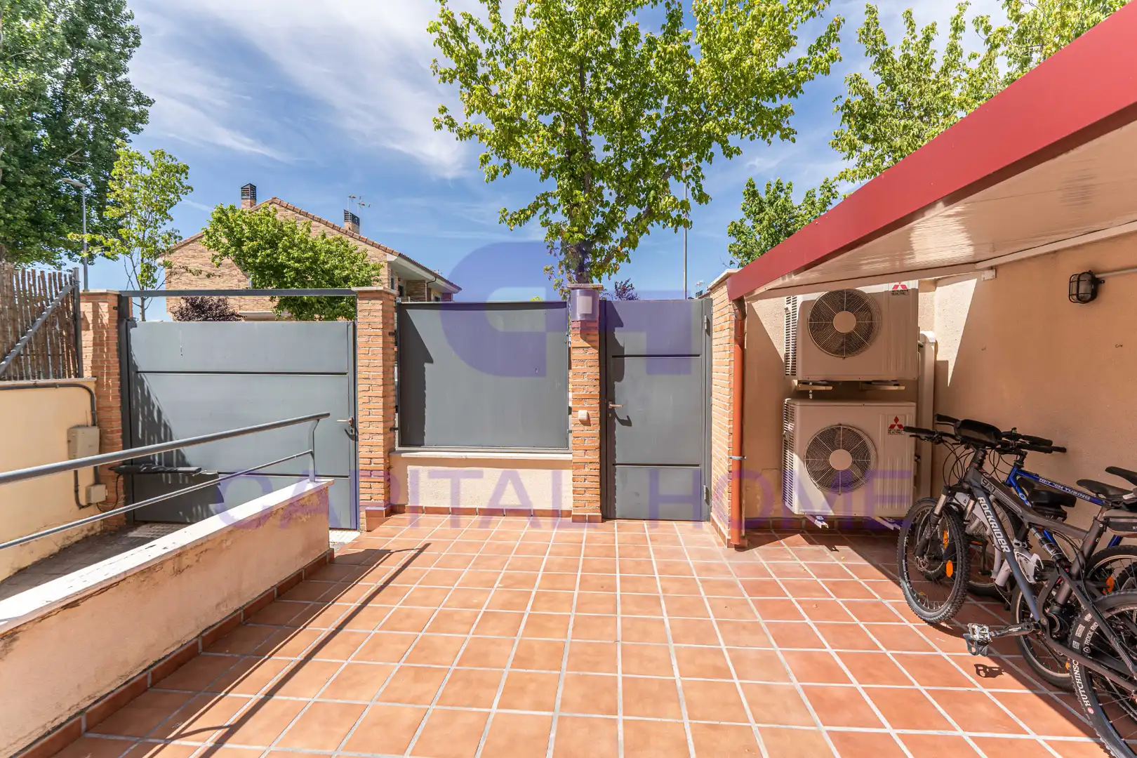 Terraza de Casa adosada en venta en Navalcarnero con Aire acondicionado, Calefacción y Jardín privado
