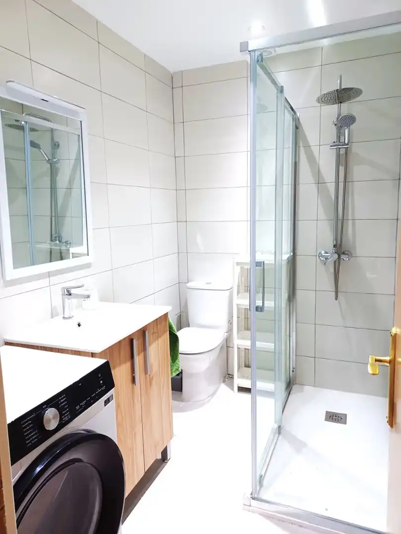 Baño de Piso de alquiler en Salamanca con Calefacción