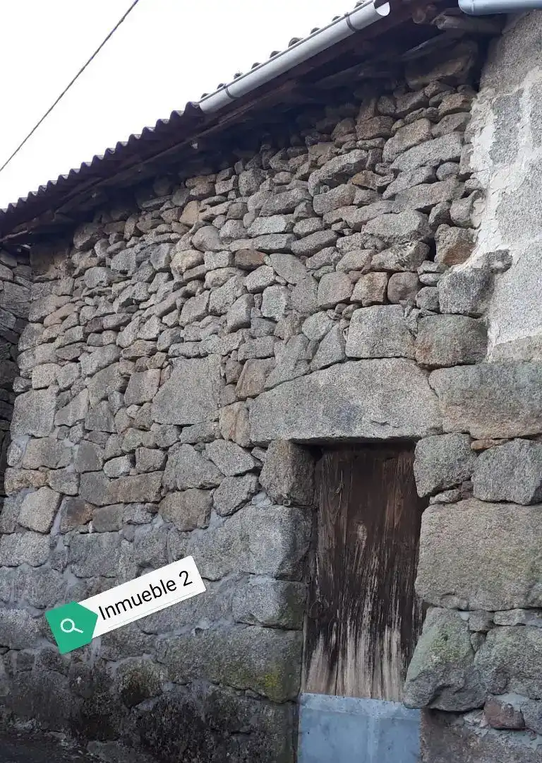 Vista exterior de Casa adosada en venda en Xunqueira de Ambía amb Balcó