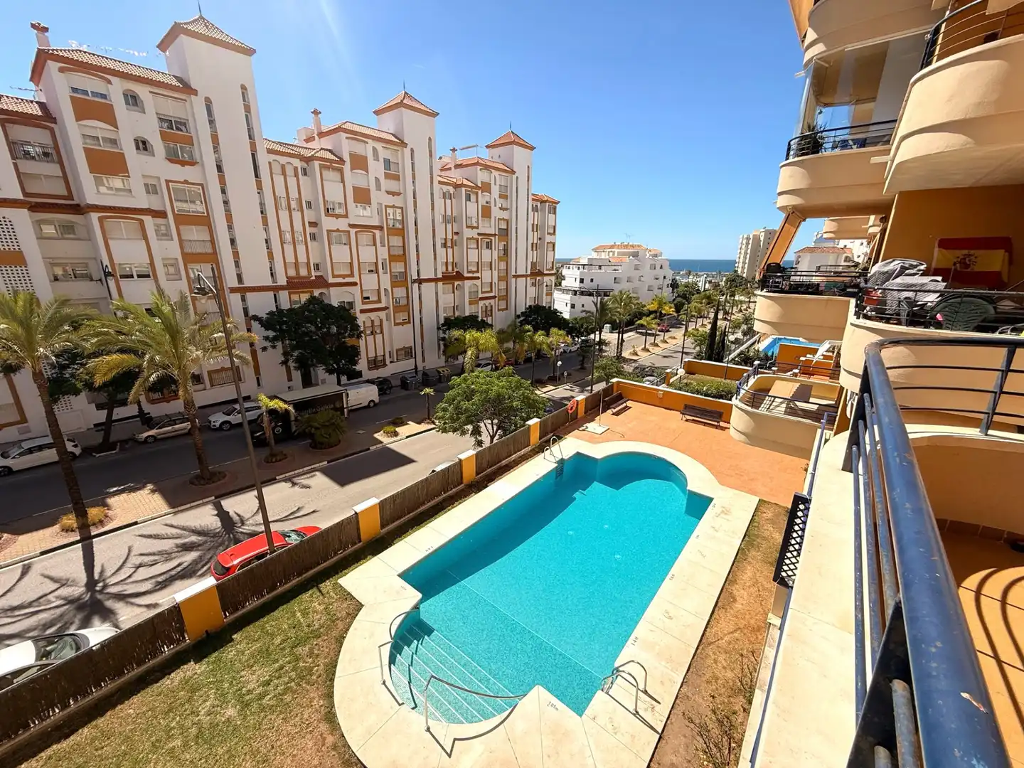 Vista exterior de Apartamento en venta en Estepona con Aire acondicionado, Terraza y Trastero
