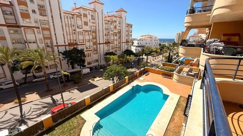 Foto 2 de Apartamento en venta en Centro, Estepona