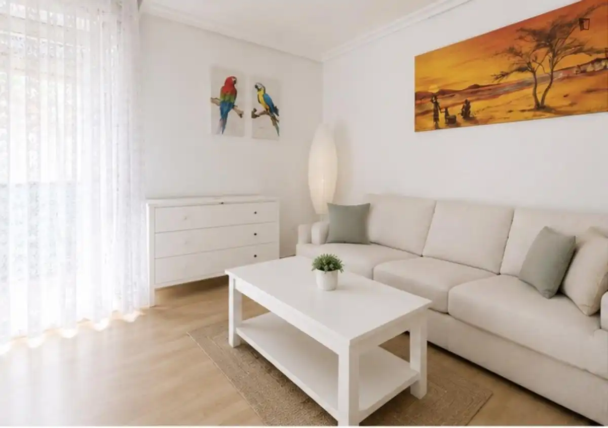 Apartamento de alquiler en Valdezarza