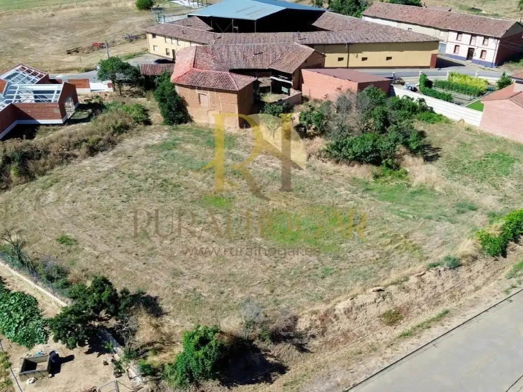 House for sale in Villaturiel, imagen 4