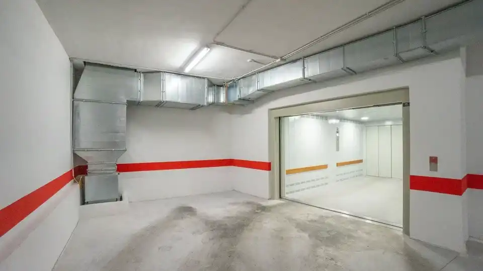 Garage zur Miete in Granada