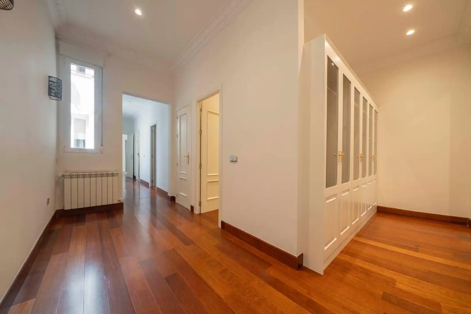 Flat for rent in Madrid  with Air Conditioner, Heating and Balcony