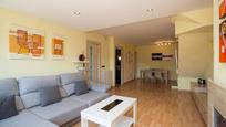 Sala d'estar de Casa adosada en venda en Corbera de Llobregat amb Terrassa i Balcó