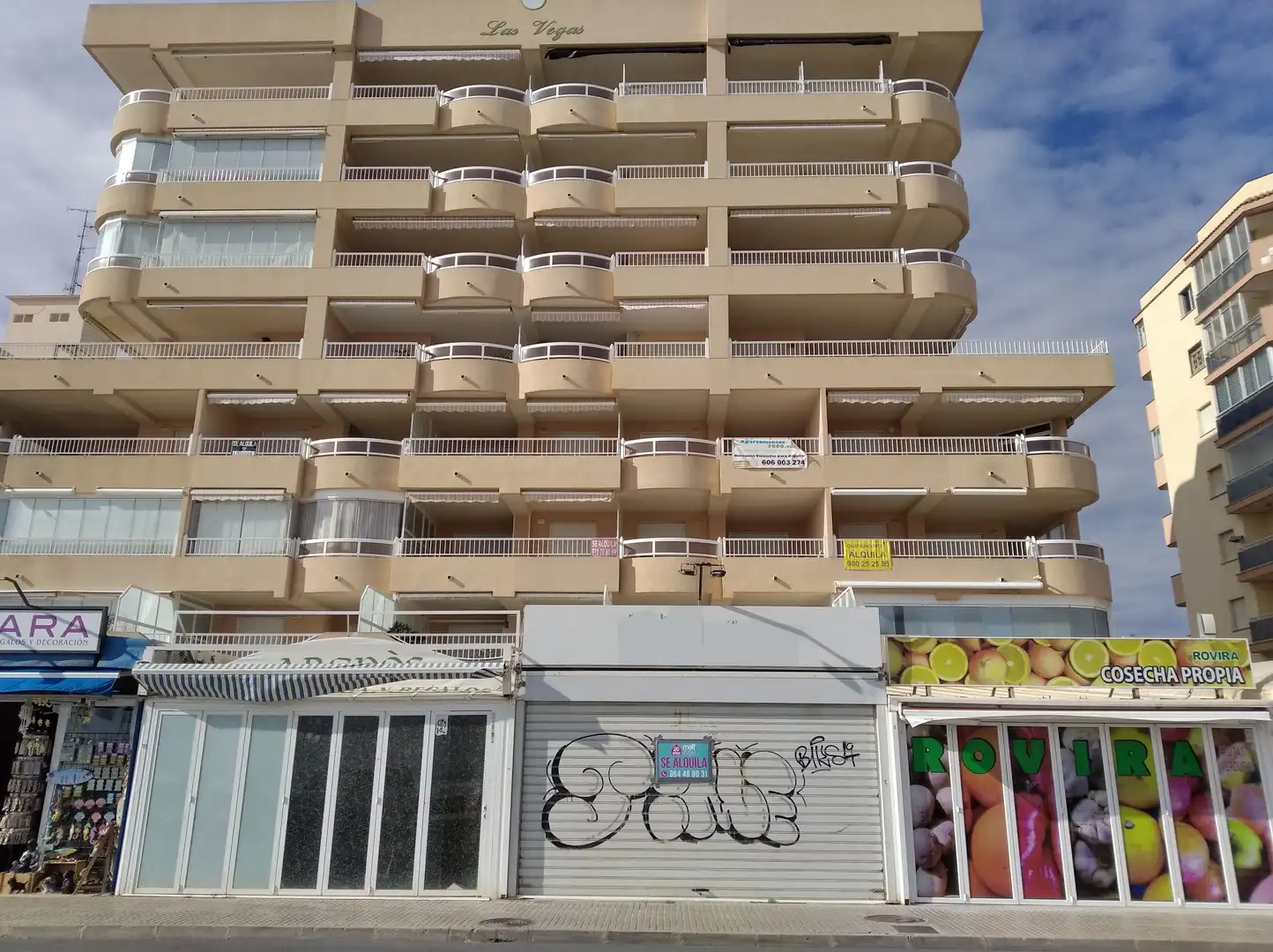 Vista exterior de Local de lloguer en Peñíscola / Peníscola amb Parquet