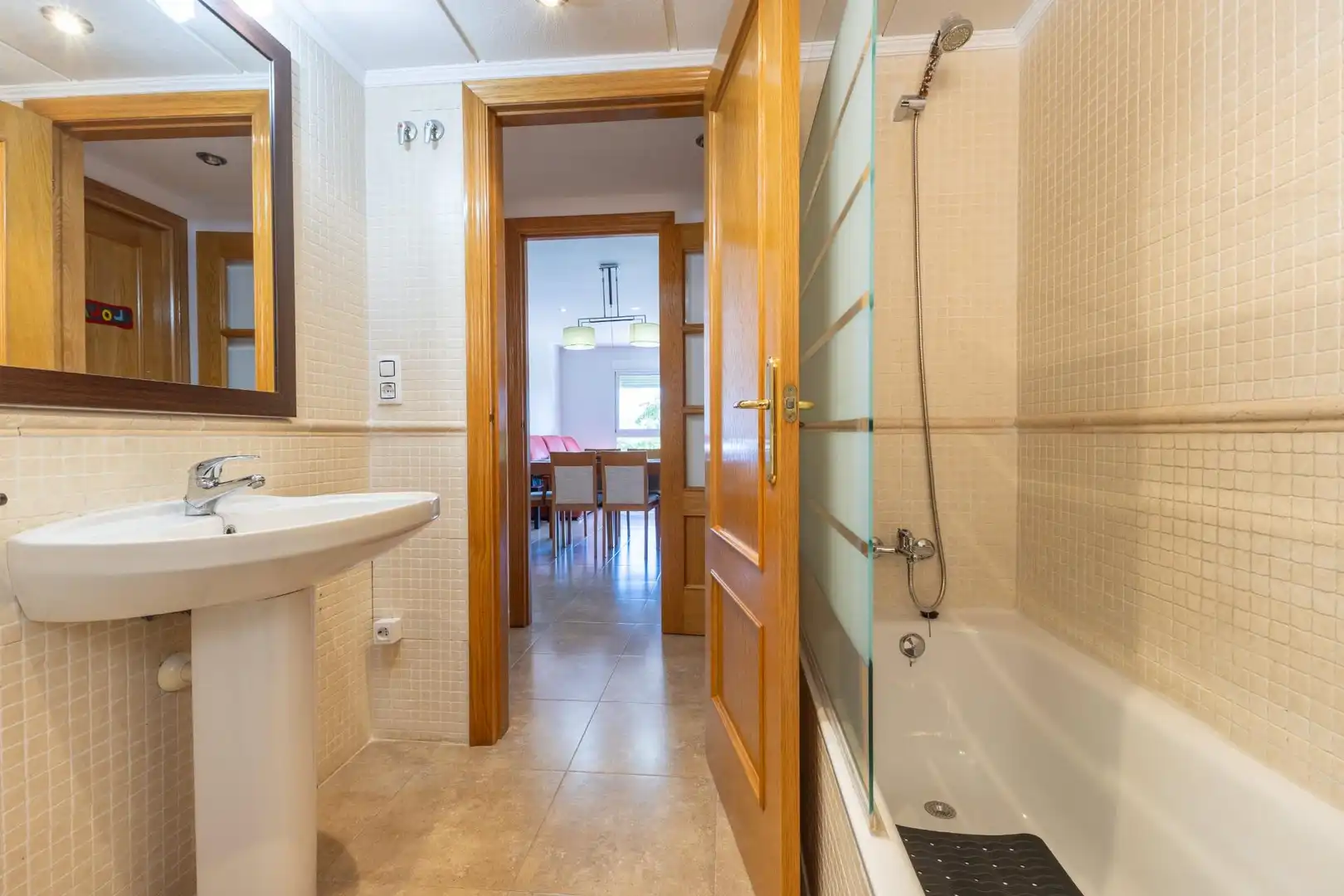 Bathroom of Flat for sale in Sagunto / Sagunt  with Air Conditioner, Heating and Storage room