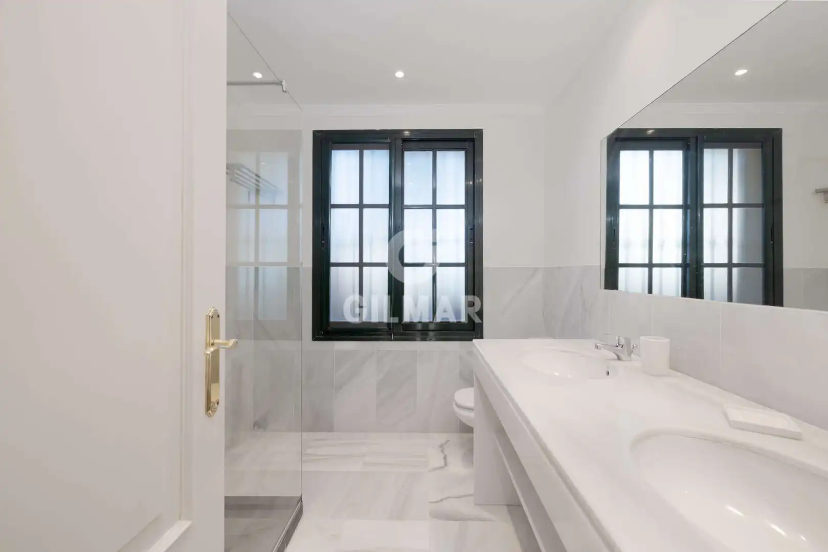 Baño de Casa o chalet en venta en Estepona con Calefacción, Jardín privado y Piscina