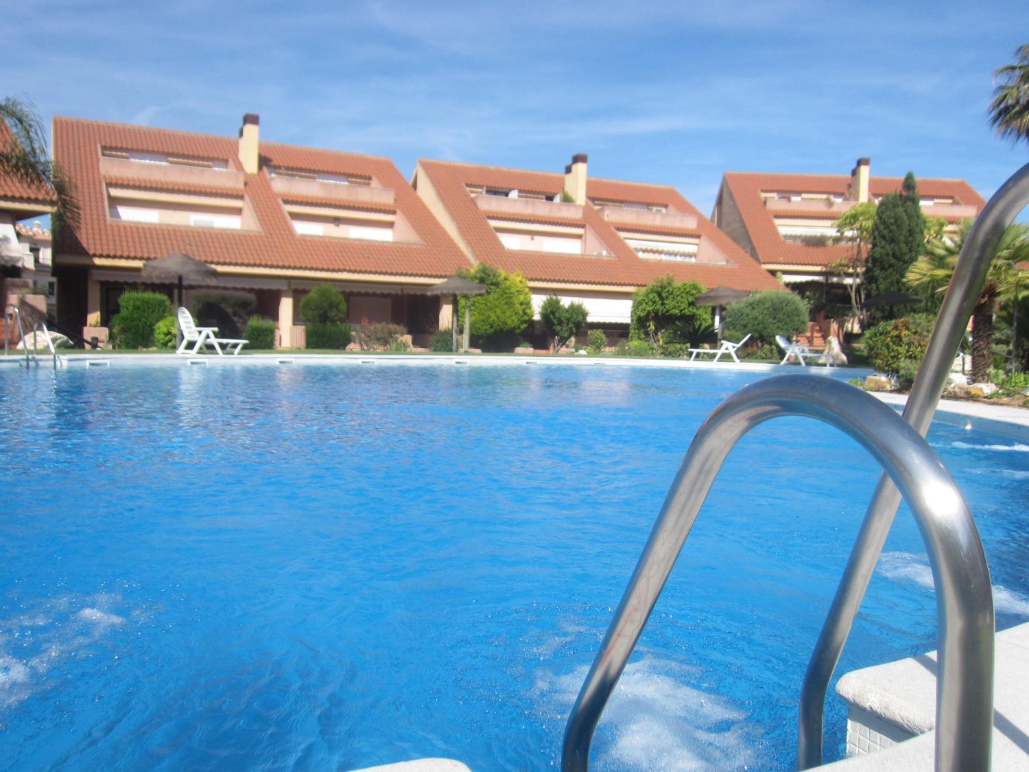 Swimming pool of House or chalet for sale in Islantilla  with Air Conditioner, Heating and Terrace