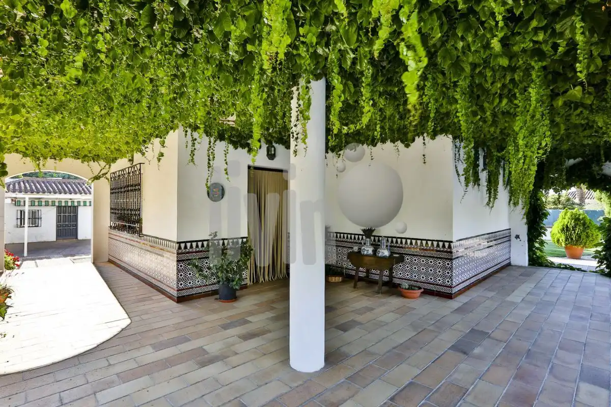 Jardín de Casa o chalet en venta en Jaén con Aire acondicionado, Jardín privado y Terraza