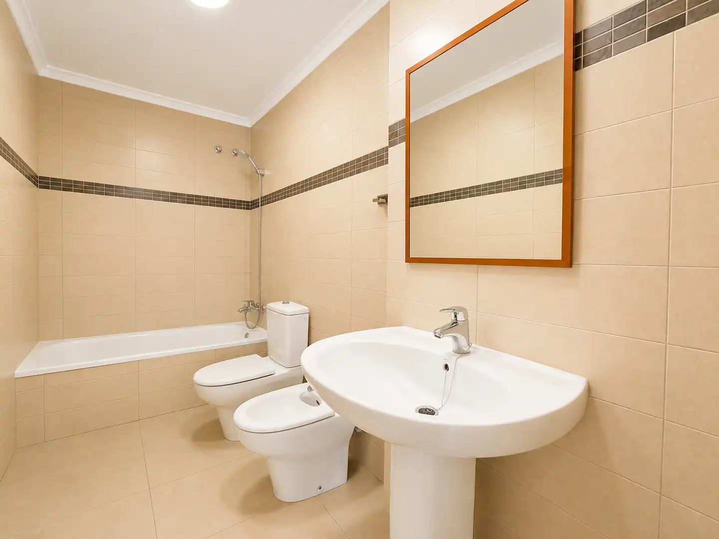 Bathroom of Flat for sale in Ondara  with Terrace, Washing machine and Alarm