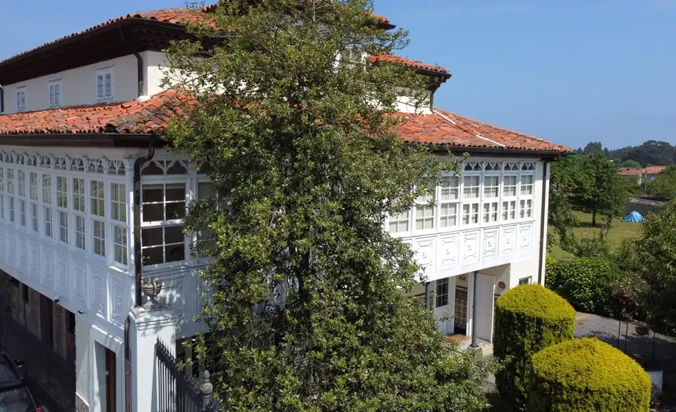Vista exterior de Casa o chalet en venta en Muros de Nalón con Calefacción y Amueblado