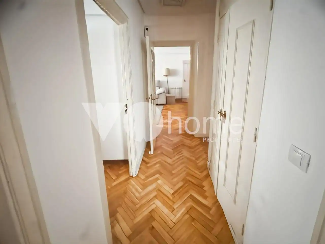 Piso en venta en Madrid con Calefacción y Parquet
